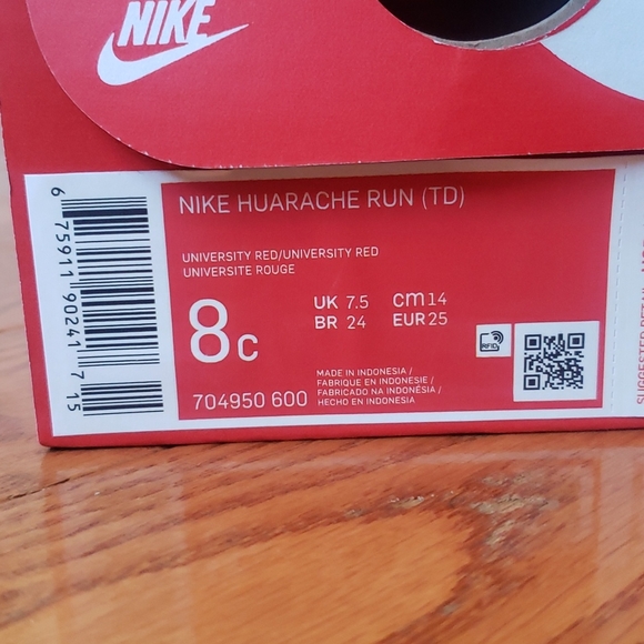 Toddler Unisex Nike Hurache Run Red Sneakers Brand New Size 8C - Picture 4 of 4